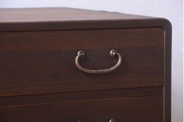 アンティーク家具　和製アンティーク　古い桐材のシックな衣装箪笥(桐箪笥、桐たんす)