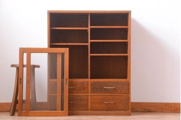 アンティーク家具　和製アンティーク　古い木のシンプルな引き出し付きガラス戸棚(収納棚)