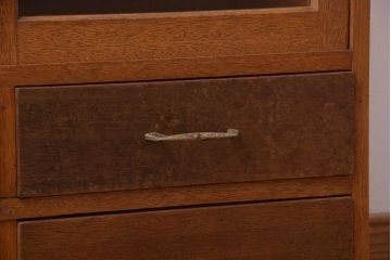 アンティーク家具　和製アンティーク　古い木のシンプルな引き出し付きガラス戸棚(収納棚)