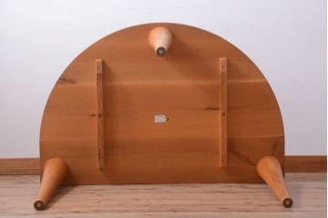 中古　キツツキマーク　飛騨産業　森のことば　半円形テーブル(座卓)(定価約16万)