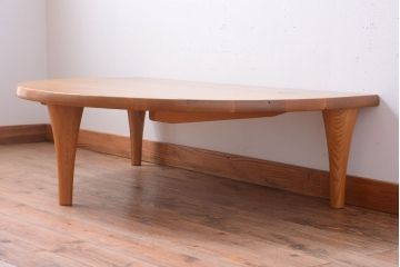 中古　キツツキマーク　飛騨産業　森のことば　半円形テーブル(座卓)(定価約16万)