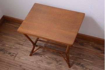 アンティーク家具　和製アンティーク　ラタン使用!ナラ材天板の古いサイドテーブル