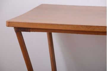 アンティーク家具　和製アンティーク　ラタン使用!ナラ材天板の古いサイドテーブル