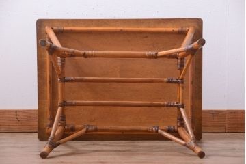 アンティーク家具　和製アンティーク　ラタン使用!ナラ材天板の古いサイドテーブル