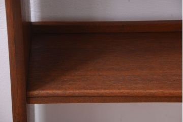 アンティーク家具　和製アンティーク　古い木のシックでシンプルなブックシェルフ(本棚)