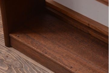 アンティーク家具　和製アンティーク　古い木のシックでシンプルなブックシェルフ(本棚)