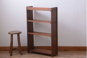 アンティーク家具　和製アンティーク　古い木のシックでシンプルなブックシェルフ(本棚)