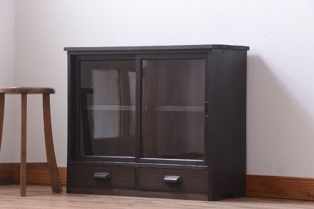 アンティーク家具　和製アンティーク　古い木の引き出し付き小さな収納棚