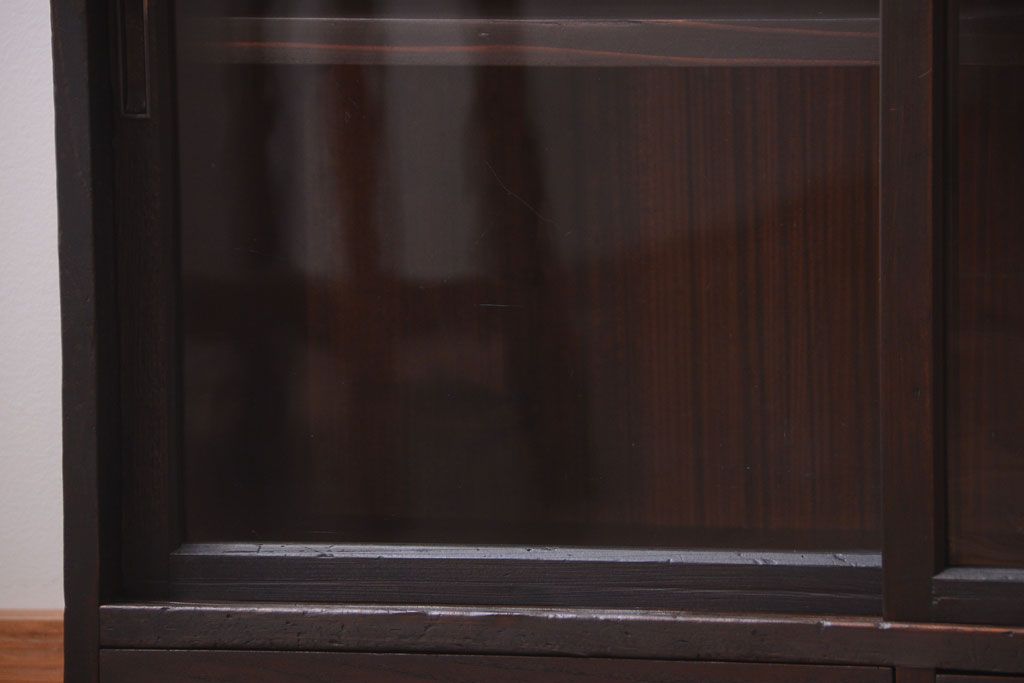 アンティーク家具　和製アンティーク　古い木の引き出し付き小さな収納棚