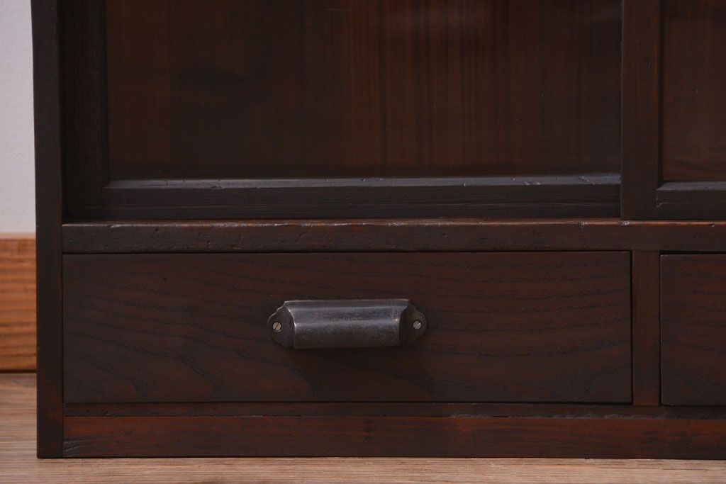 アンティーク家具　和製アンティーク　古い木の引き出し付き小さな収納棚