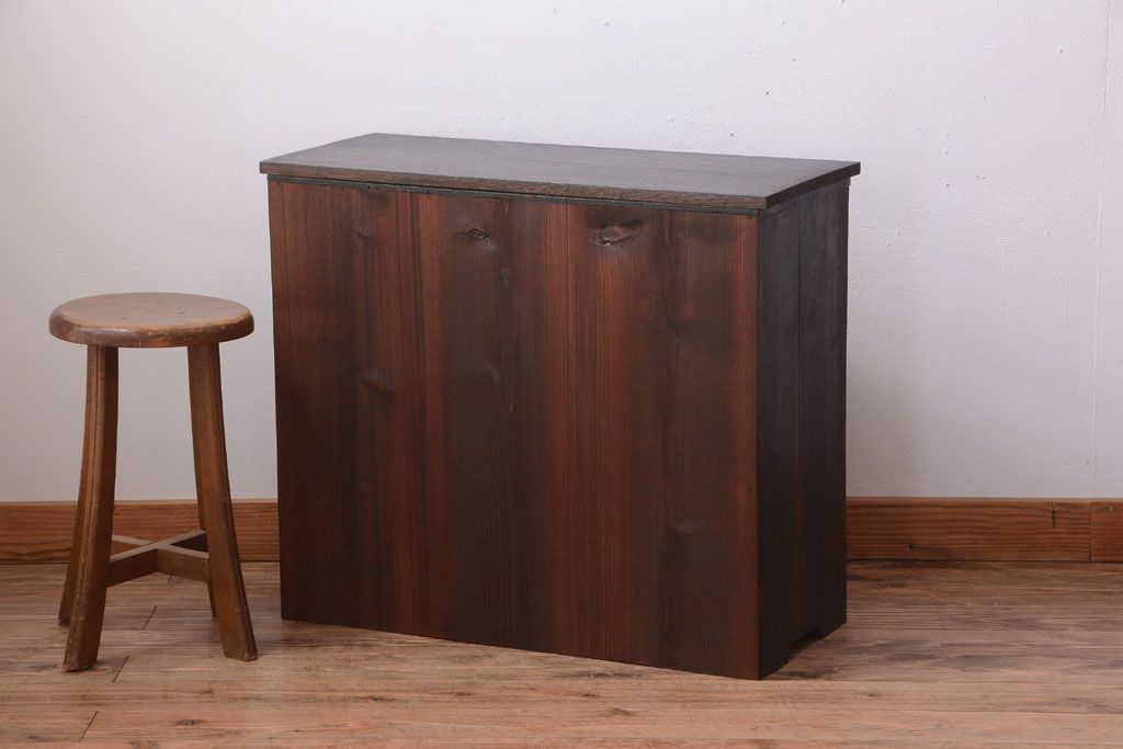 アンティーク家具　和製アンティーク　古い木の引き出し付き小さな収納棚