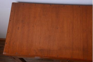 アンティーク家具　和製アンティーク　古い木の小ぶりな引き出し付き本箱