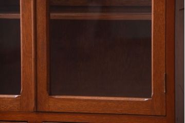 アンティーク家具　和製アンティーク　古い木の小ぶりな引き出し付き本箱