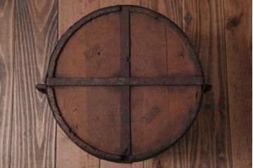 アンティーク雑貨　古民具・骨董　古い木製!アンティーク金具付きの一斗枡・斗棒セット
