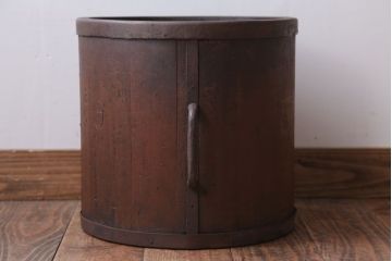 アンティーク雑貨　古民具・骨董　古い木製!アンティーク金具付きの一斗枡・斗棒セット