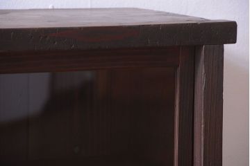 アンティーク家具　和製アンティーク　4枚引き戸付き!古い木製の横型戸棚