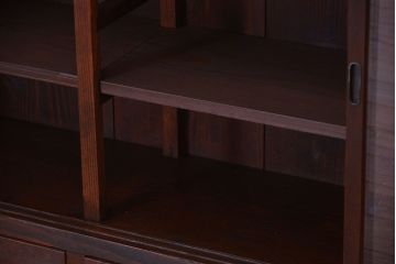 アンティーク家具　和製アンティーク　4枚引き戸付き!古い木製の横型戸棚