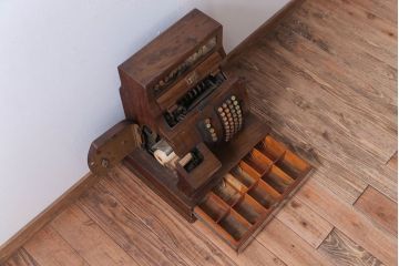 アンティーク雑貨　USビンテージ　ナショナルレジスター(キャッシャー)