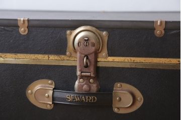 アンティーク雑貨　USビンテージ　Seward Trunk Co.(シーワード)　古いトランク