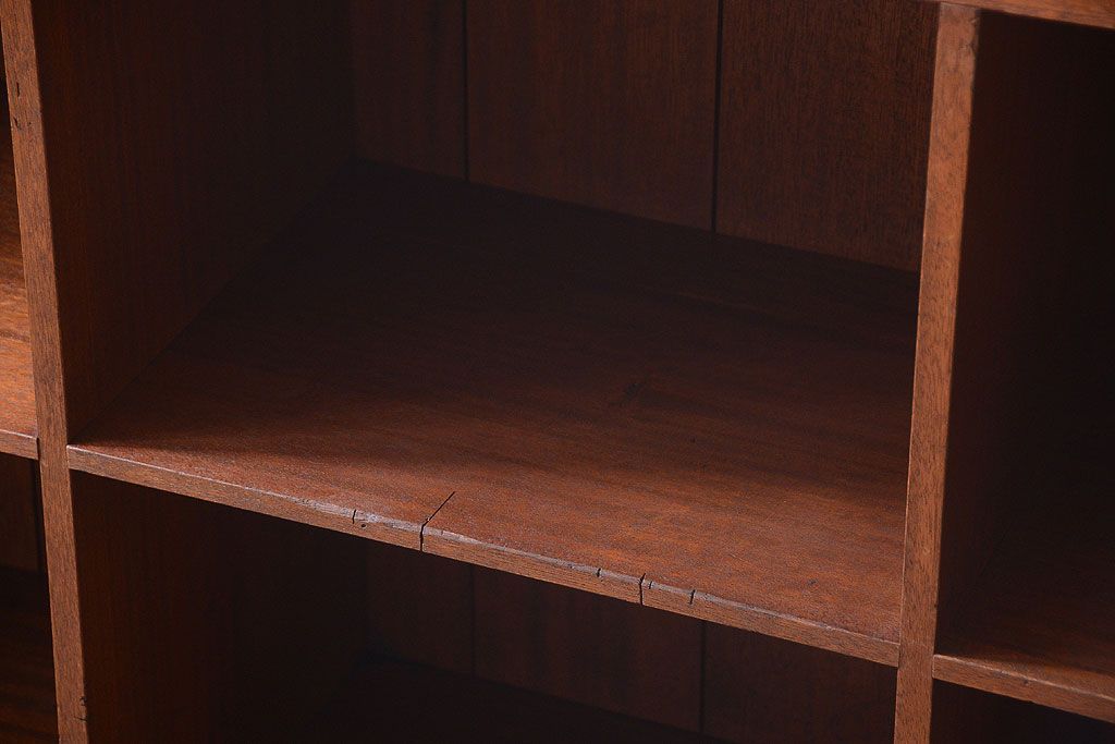 アンティーク家具　和製アンティーク　特大サイズ!古い木の重厚なアンティークマス目棚(3)