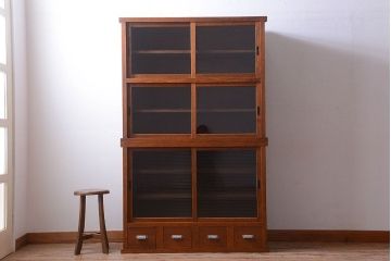 アンティーク家具　和製アンティーク　古い木製の縦型重ね収納棚