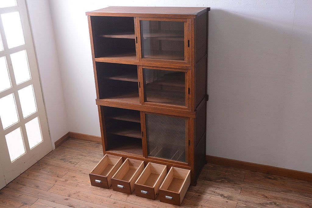 アンティーク家具　和製アンティーク　古い木製の縦型重ね収納棚