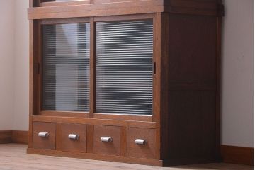 アンティーク家具　和製アンティーク　古い木製の縦型重ね収納棚