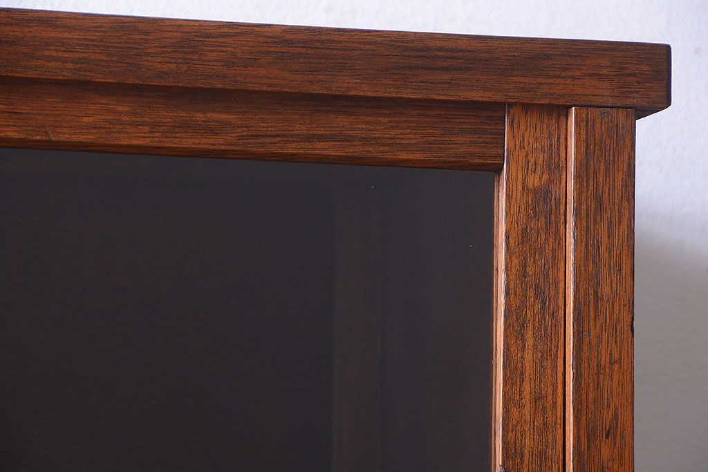 アンティーク家具　和製アンティーク　古い木製の縦型重ね収納棚