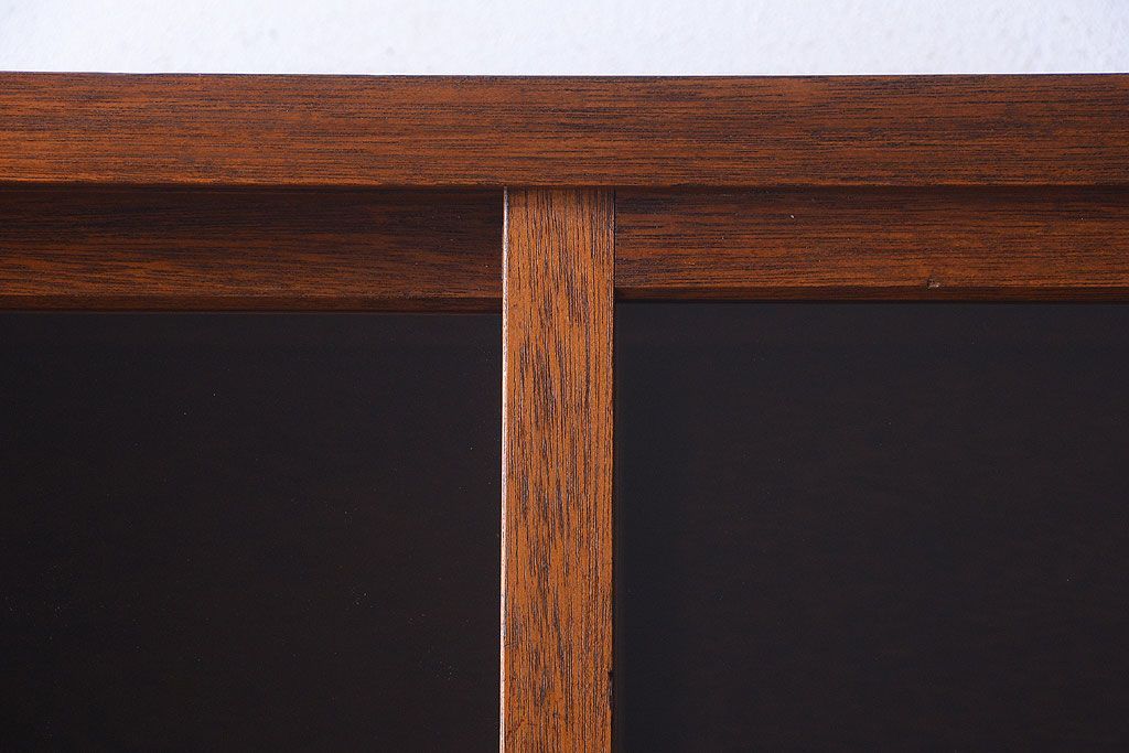 アンティーク家具　和製アンティーク　古い木製の縦型重ね収納棚