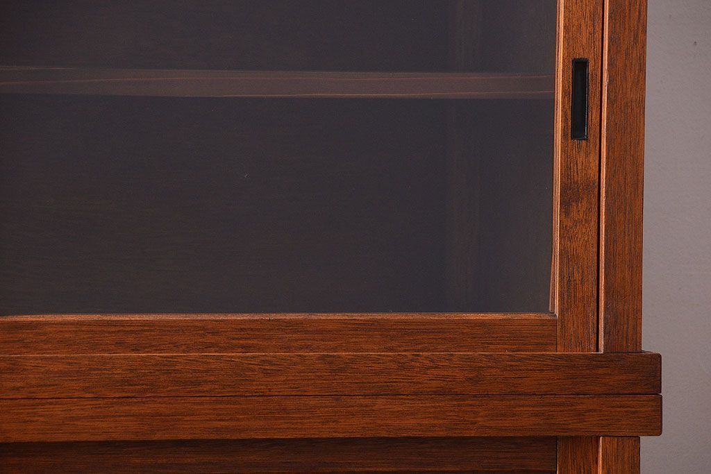 アンティーク家具　和製アンティーク　古い木製の縦型重ね収納棚