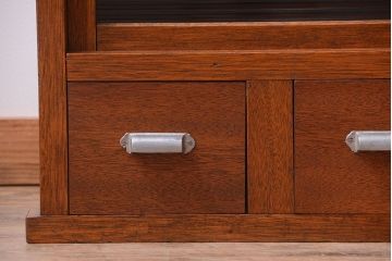 アンティーク家具　和製アンティーク　古い木製の縦型重ね収納棚