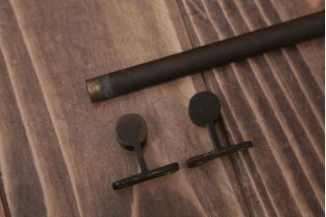 アンティーク雑貨　ビンテージ　シンプルでレトロな古いカーテンレール