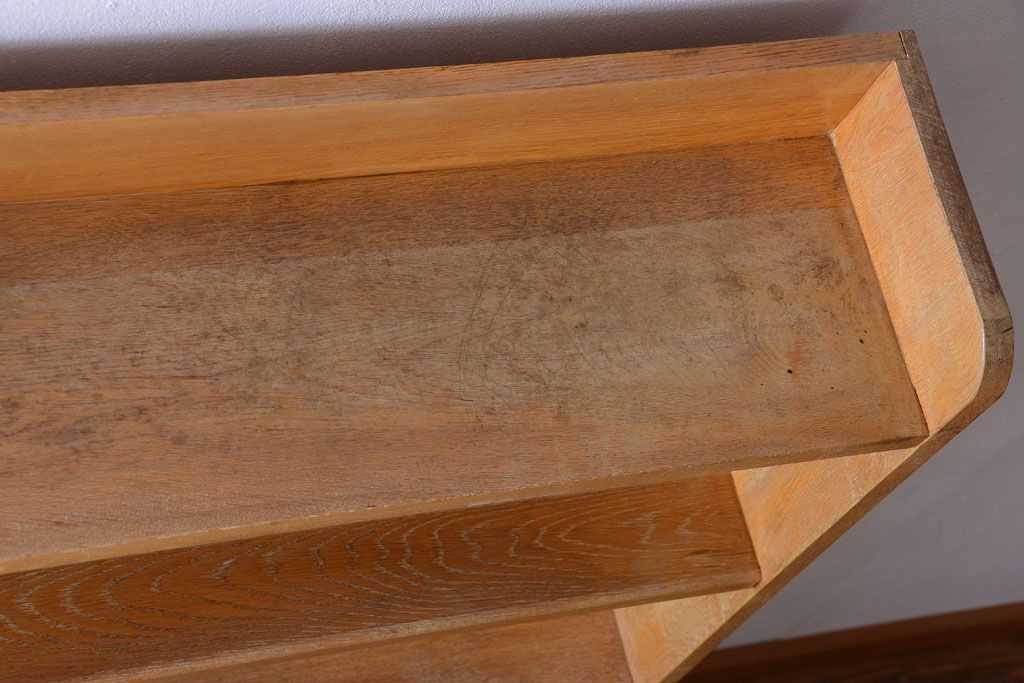 レトロ家具　昭和レトロ　大きなサイズ!厚手のナラ製アンティーク本棚