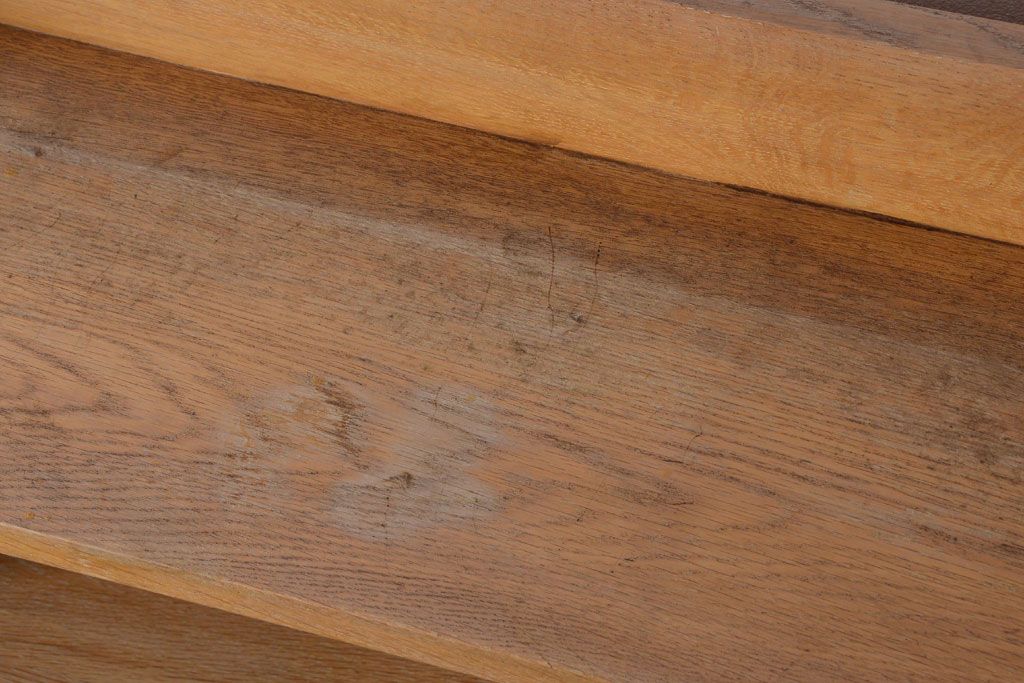 レトロ家具　昭和レトロ　大きなサイズ!厚手のナラ製アンティーク本棚