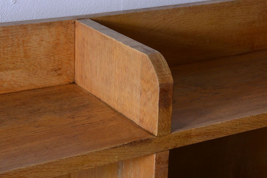 レトロ家具　昭和レトロ　大きなサイズ!厚手のナラ製アンティーク本棚