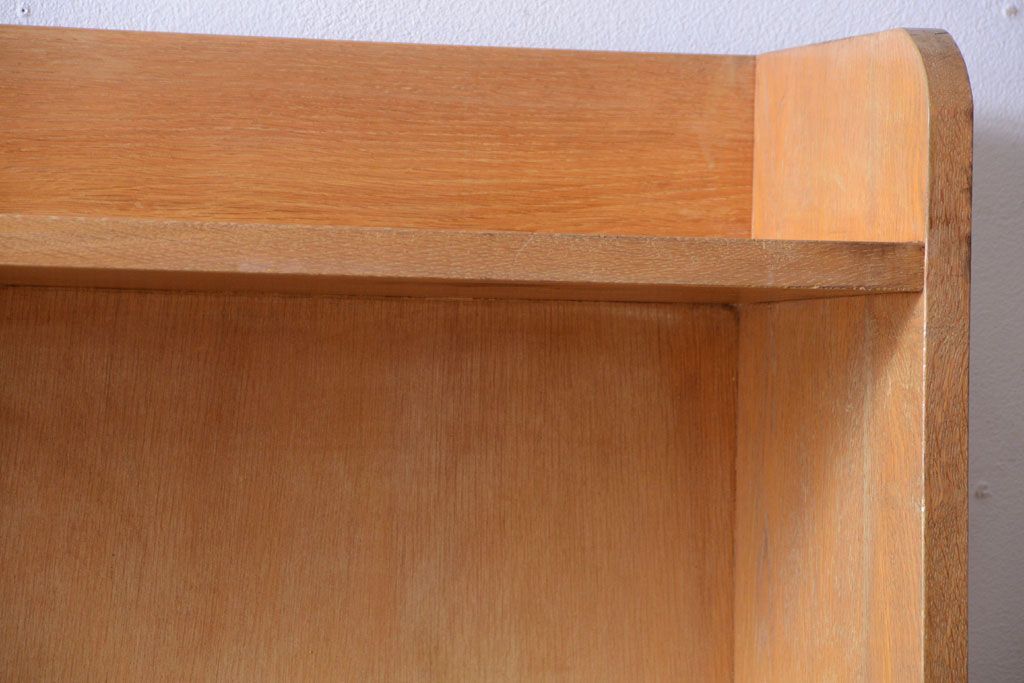 レトロ家具　昭和レトロ　大きなサイズ!厚手のナラ製アンティーク本棚