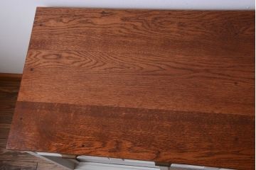 アンティーク家具　アンティークペイント　ネームプレート付きモールガラス戸棚
