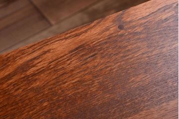 アンティーク家具　アンティークペイント　ネームプレート付きモールガラス戸棚