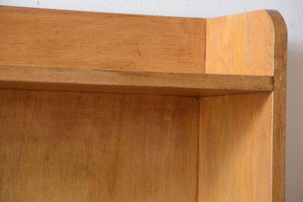 レトロ家具　昭和レトロ　大きなサイズ!厚手のナラ製アンティーク本棚(2)