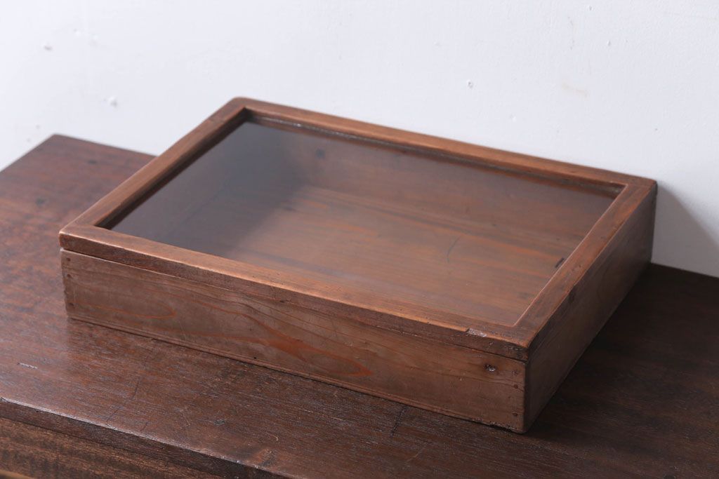 アンティーク雑貨　アンティーク　古い木の小さなコレクションボックス(1)