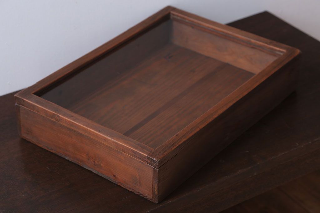 アンティーク雑貨　アンティーク　古い木の小さなコレクションボックス(1)