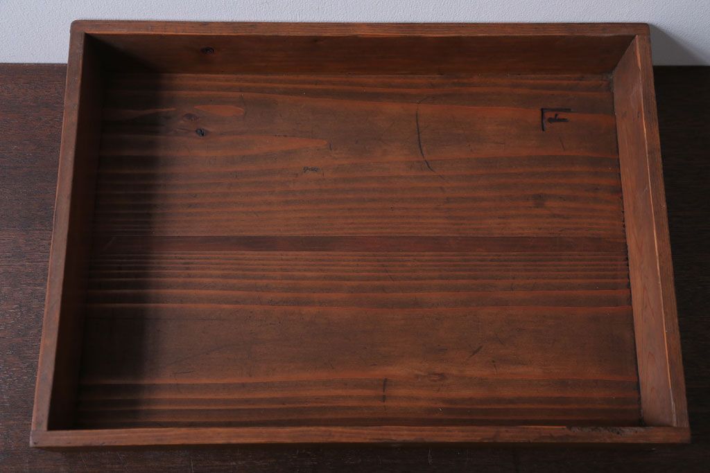 アンティーク雑貨　アンティーク　古い木の小さなコレクションボックス(1)