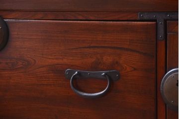 アンティーク家具　古民具・骨董　前面欅材!上品な二段重ねアンティーク衣装箪笥