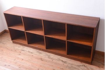 アンティーク家具　和製アンティーク　特大サイズ!古い木の重厚なマス目棚(2)