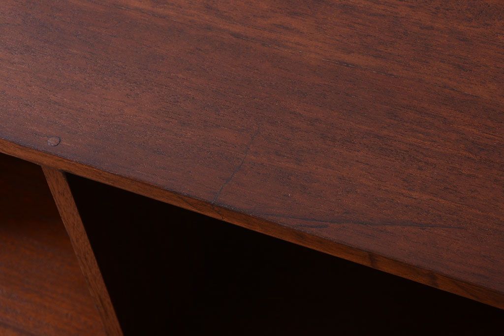 アンティーク家具　和製アンティーク　特大サイズ!古い木の重厚なマス目棚(2)