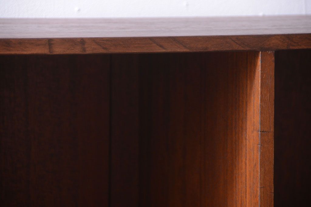 アンティーク家具　和製アンティーク　特大サイズ!古い木の重厚なマス目棚(2)