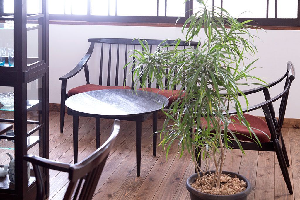 ヴィンテージ家具　 ビンテージ　モダンな木製フレームシングルソファ(1人掛け)