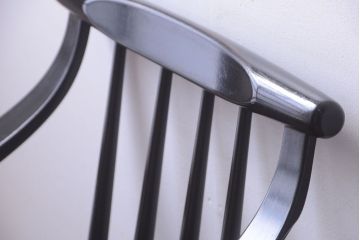 ヴィンテージ家具　 ビンテージ　モダンな木製フレームシングルソファ(1人掛け)