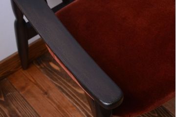 ヴィンテージ家具　 ビンテージ　モダンな木製フレームシングルソファ(1人掛け)