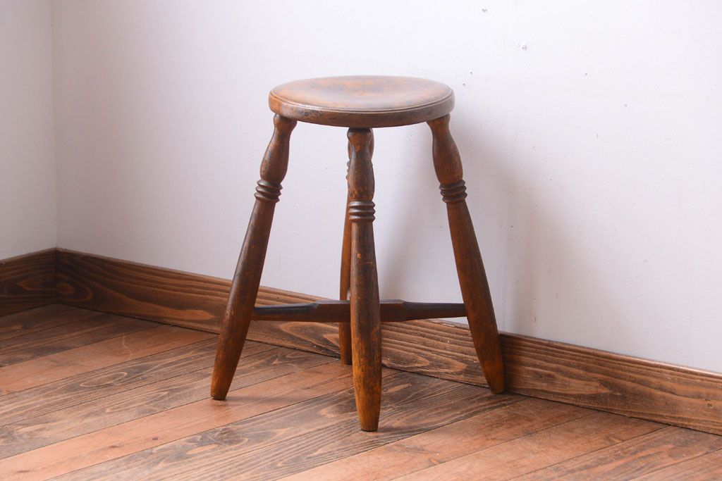 アンティーク家具　アンティーク　古い木のおしゃれでシャビーな丸スツール(1)